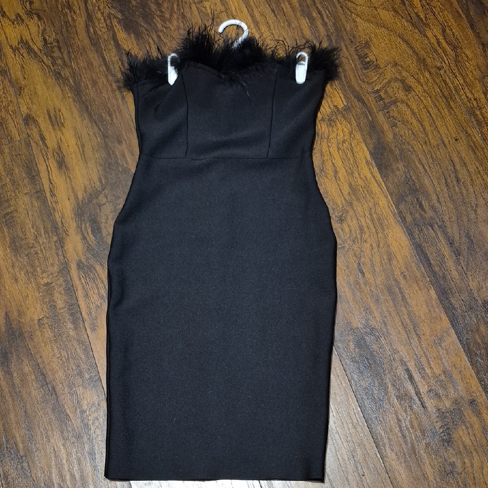 SHEIN Black Strapless Feather Trim Bodycon Dress